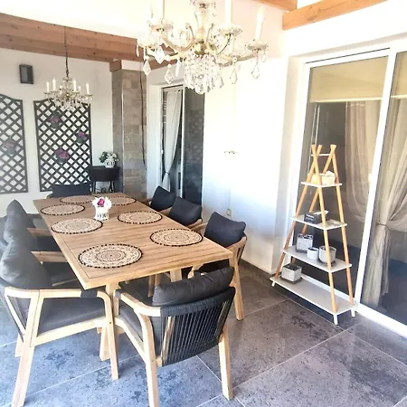 Sea View Penthouse Daire