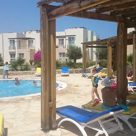 Sea View Penthouse Agios Georgios (Girne)